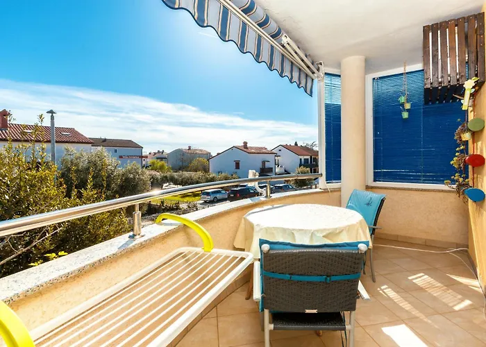 Hanna - 500m From The Lejlighed